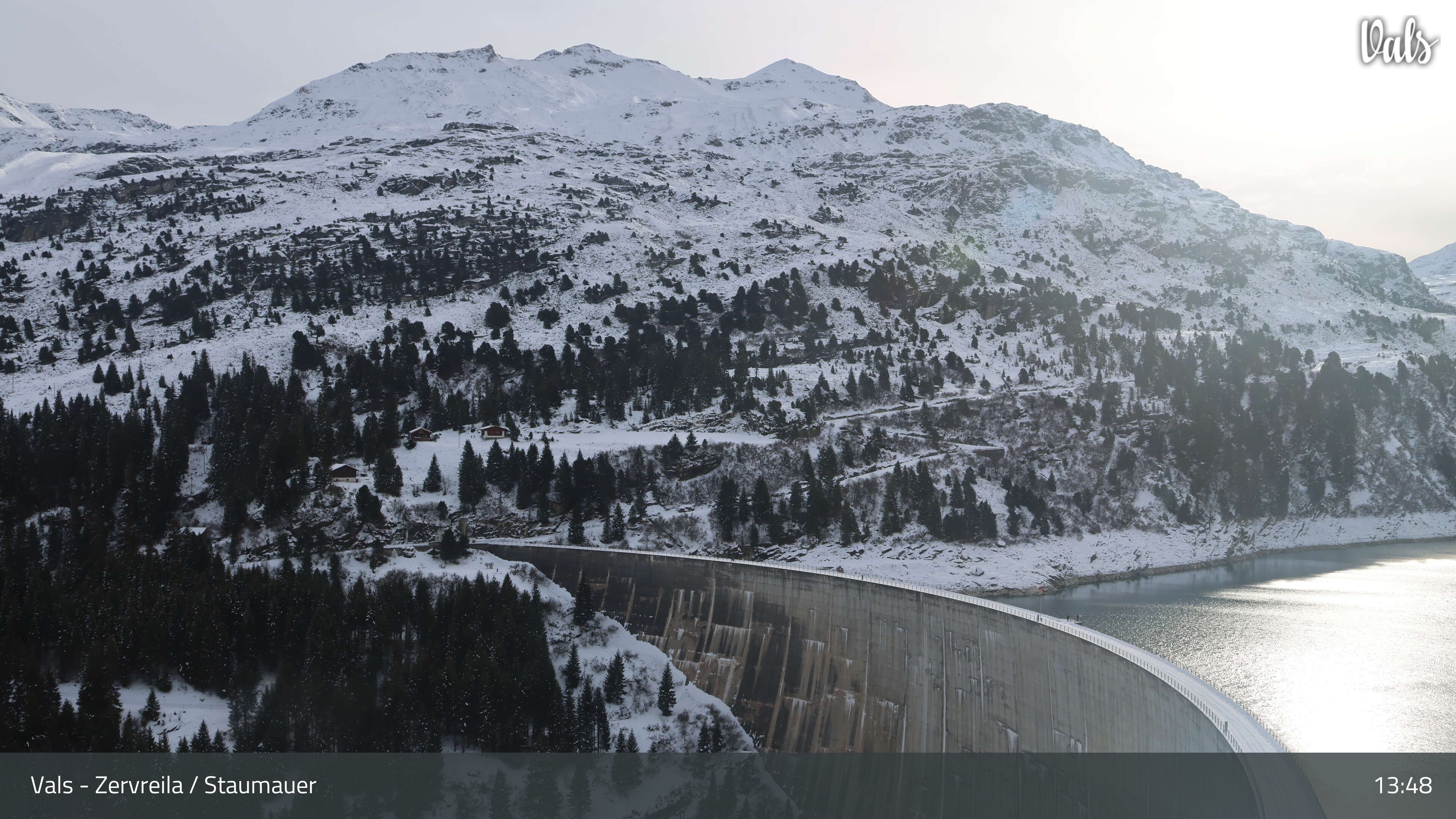 Vals: Bergrestaurant Gadastatt - Schirmbar GmbH - Gadastatt - Piz Aul - Peil - Piz Tomül - Güferhorn