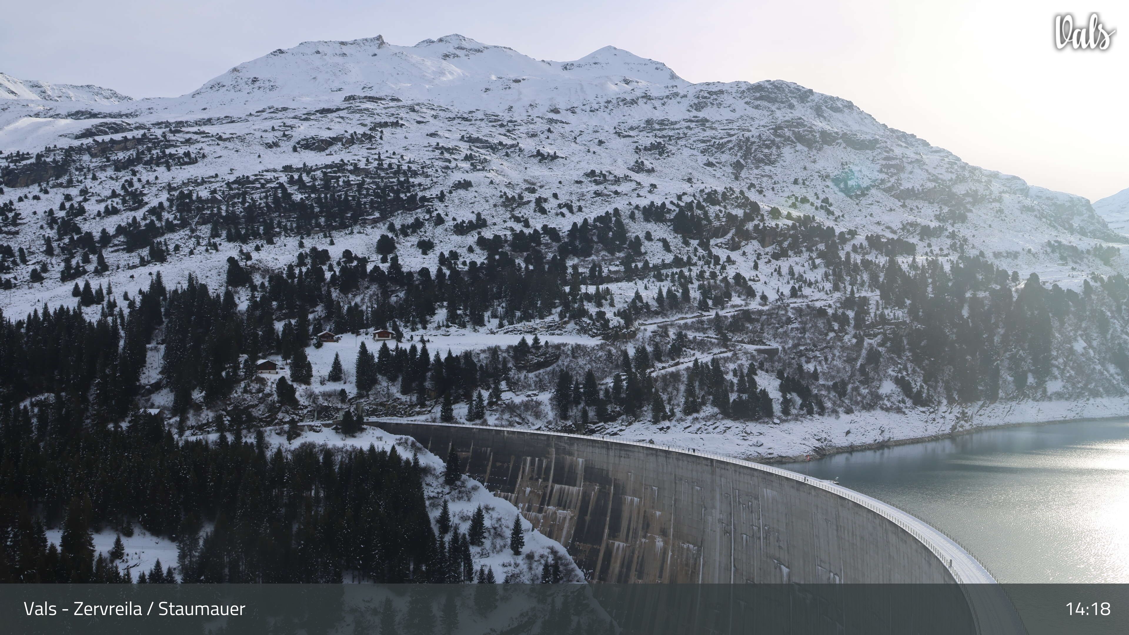Vals: Bergrestaurant Gadastatt - Schirmbar GmbH - Gadastatt - Piz Aul - Peil - Piz Tomül - Güferhorn