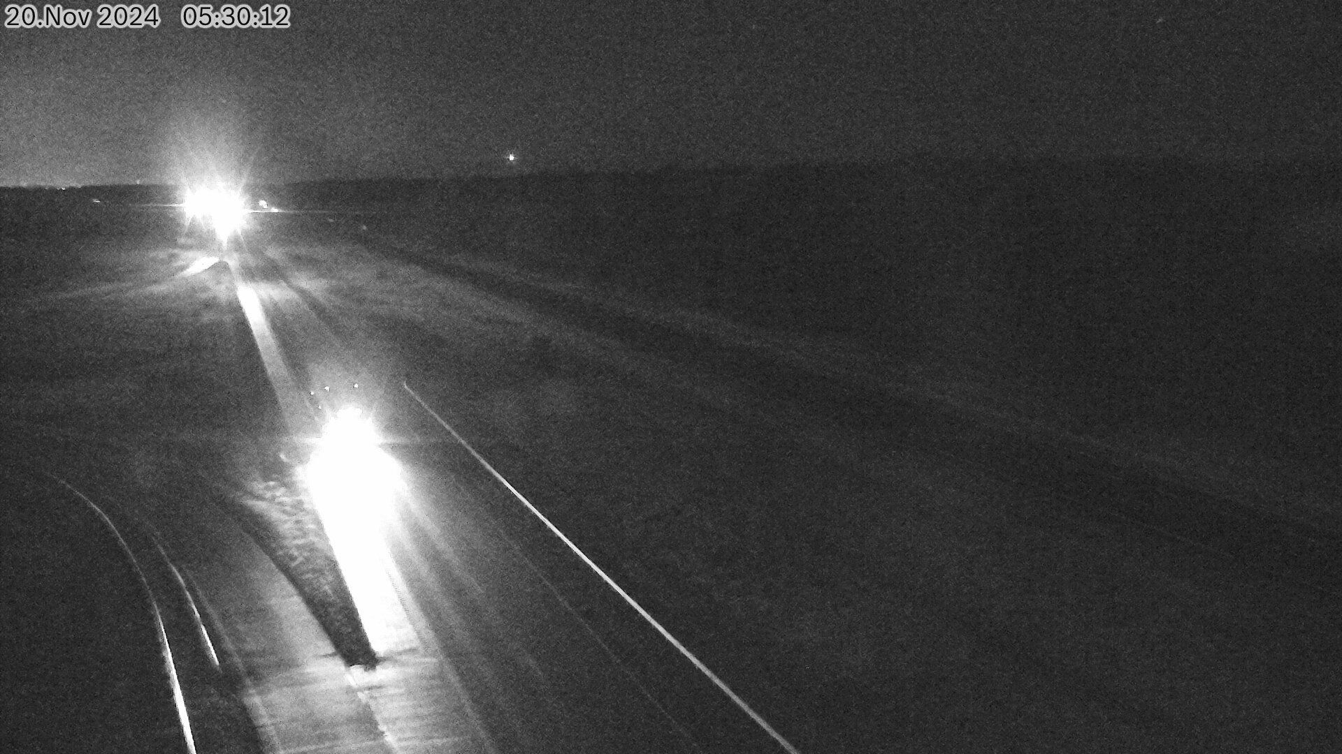 Traffic Cam Sarnia: Highway 402 near Mandaumin Road