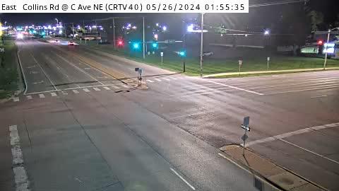 Traffic Cam Cedar Rapids: CR - Collins Rd @ C Ave NE (40)