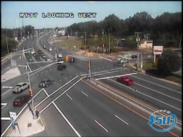Traffic Cam Suburban Park › East: NJ-37 @ Oakridge Pkwy