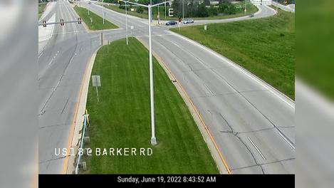 Traffic Cam The Corners of Brookfield: US  @ Barker Rd