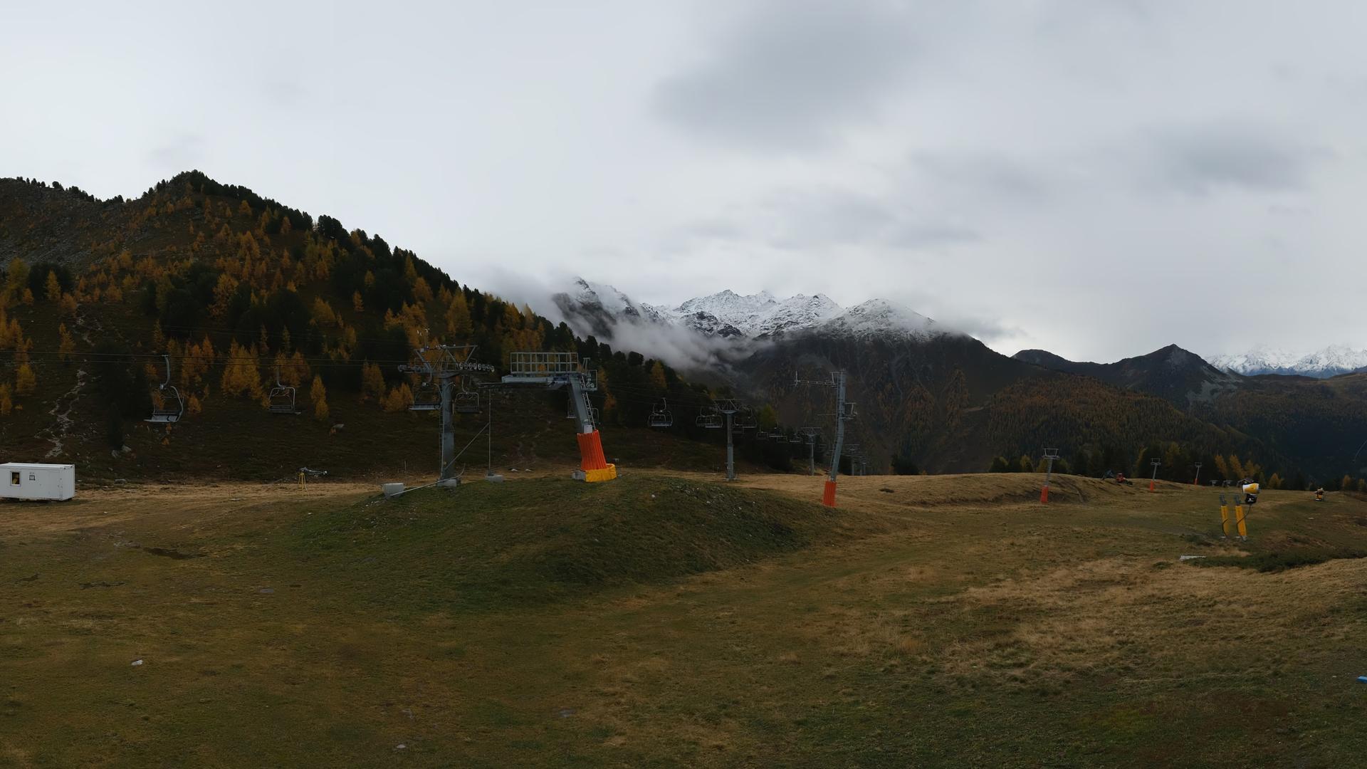 Mountain Lake: Nendaz Tracouet Webcam