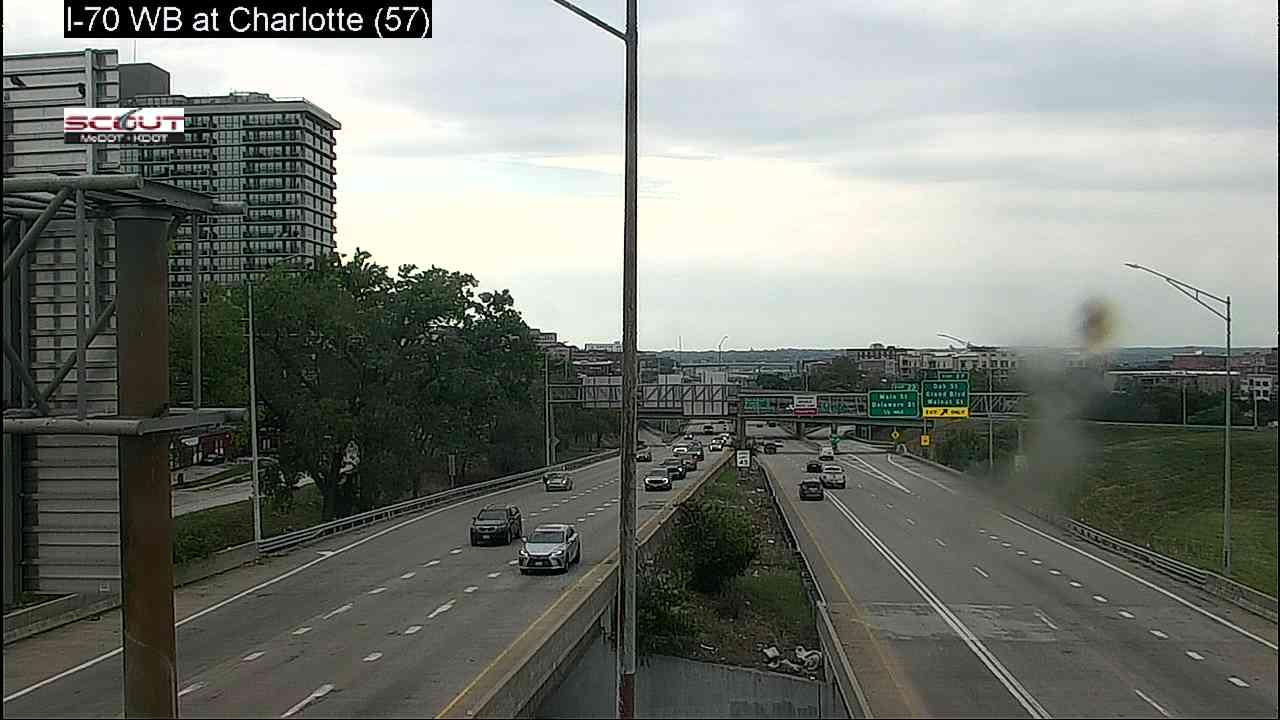 Traffic Cam Central Business District KC: I- W @ CHARLOTTE