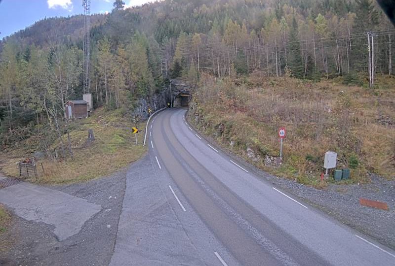 Nordfjordeid during daytime
