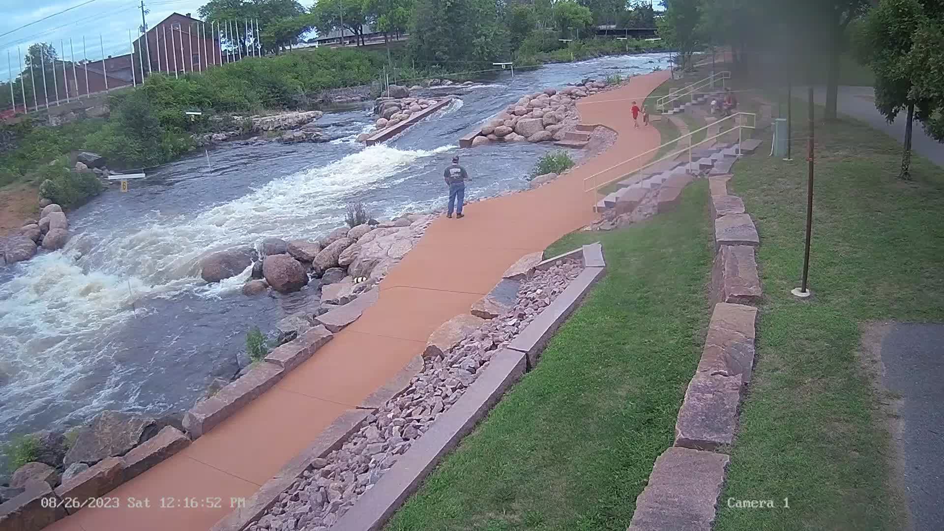 Traffic Cam River District: Wausau Whitewater Park