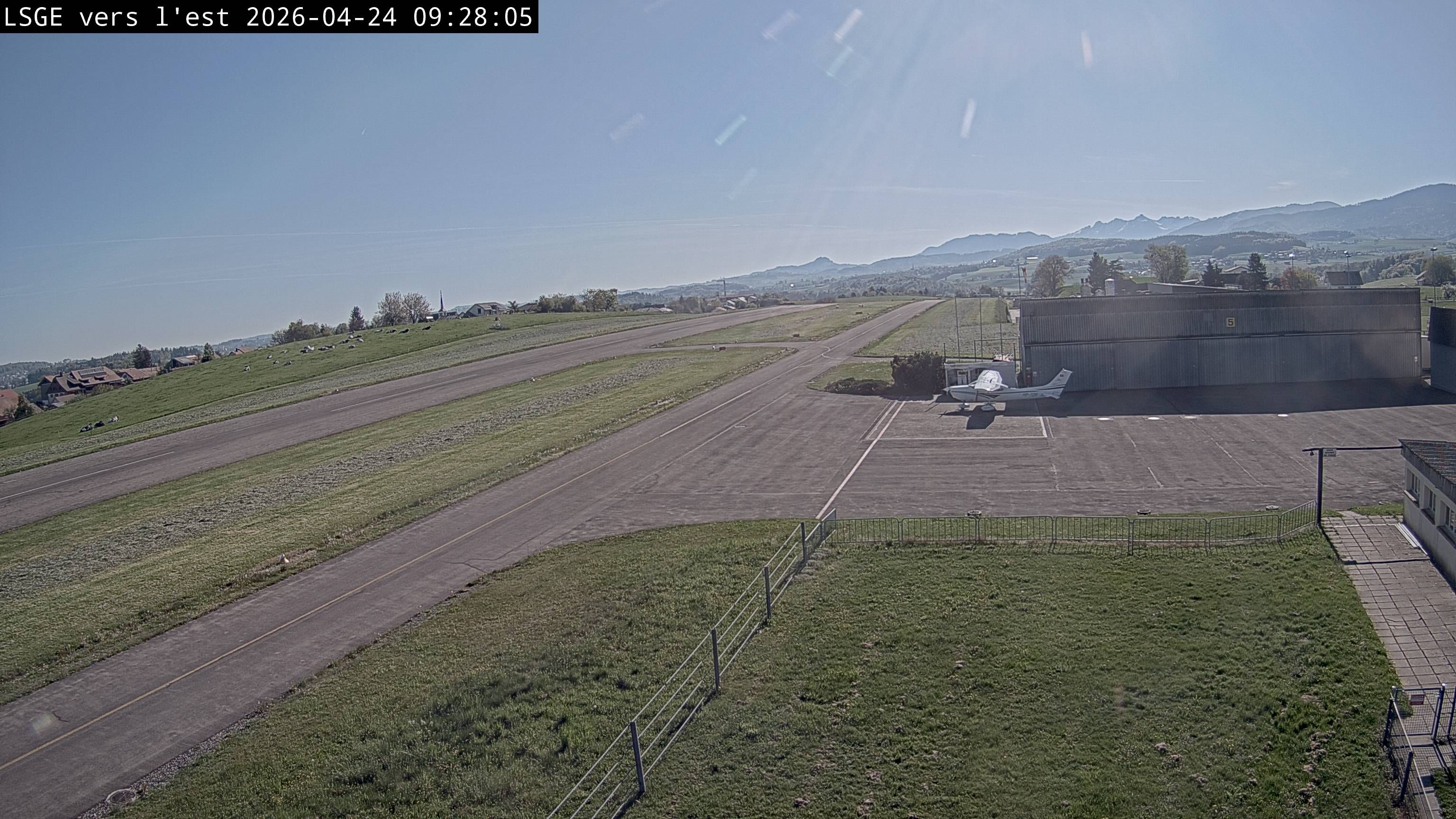 Ecuvillens: Aérodrome Régional Fribourg - Est - Ost