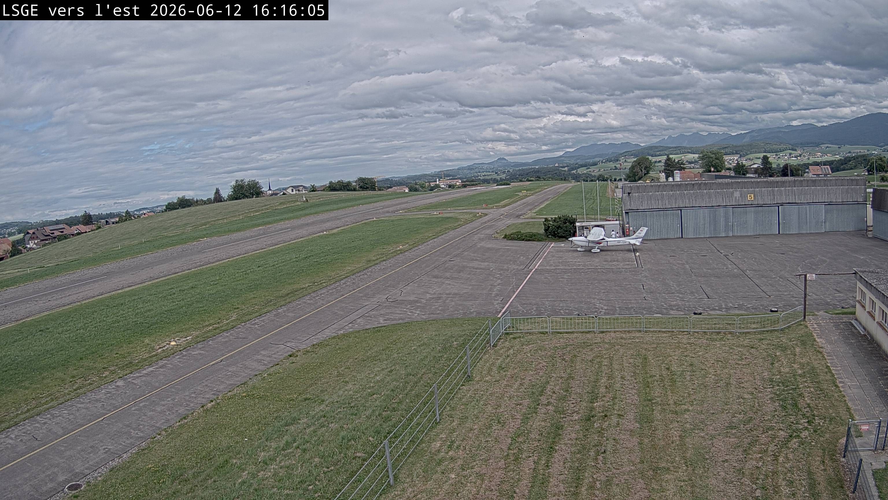 Ecuvillens › Osten: Flying Devil - Swissheliclub