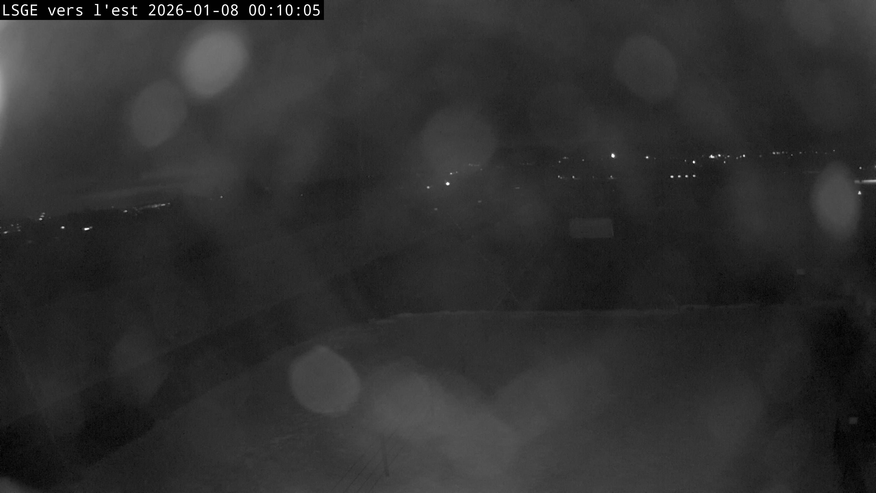 Ecuvillens: Aérodrome Régional Fribourg - Est - Ost