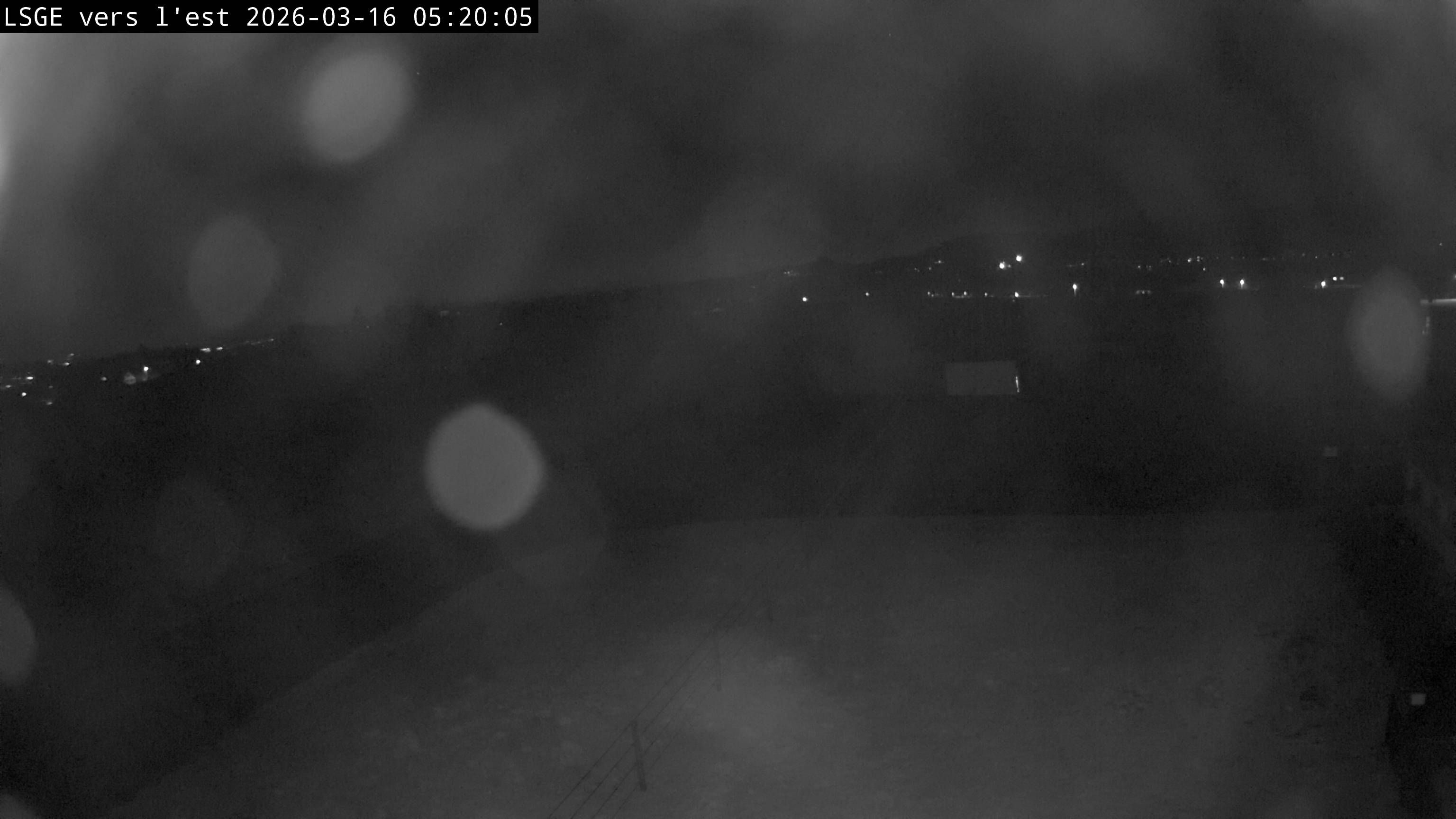 Ecuvillens: Aérodrome Régional Fribourg - Est - Ost