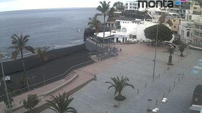 Harborview: Puerto Naos Square & Coast