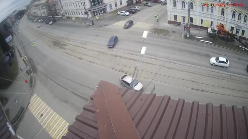 Traffic Cam Nizhny Tagil: pr. Lenina, 6