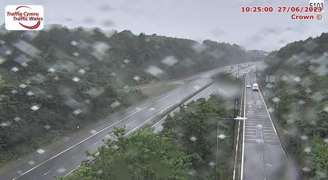Traffic Cam Penllergaer: M4 eastbound at junction