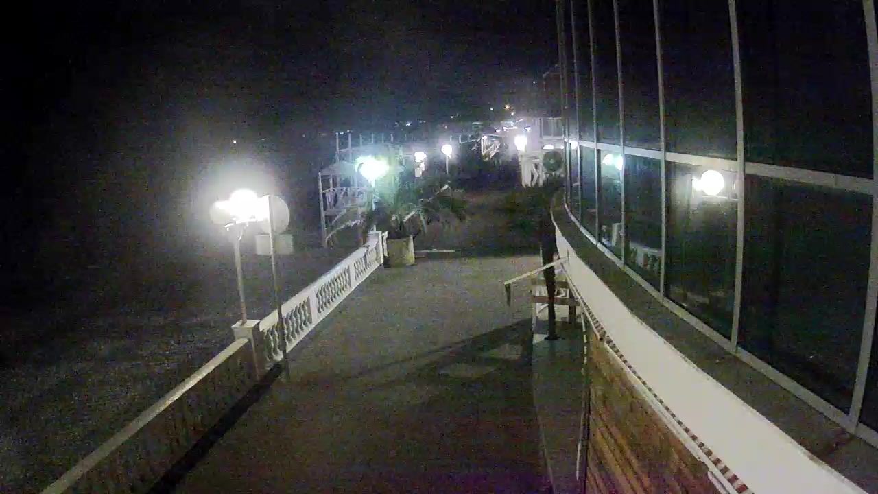 Traffic Cam Лазаревское сельское поселение: Веб-камера на набережной в Лазаревском
