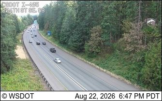 Traffic Cam Brier: I-405 at MP 28.2: 204th St SE, SB