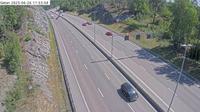 Letzte Tageslichtansicht von Skogsäng: Getan (Kameran är placerad på E4/E20 Södertäljevägen mellan trafikplats Moraberg