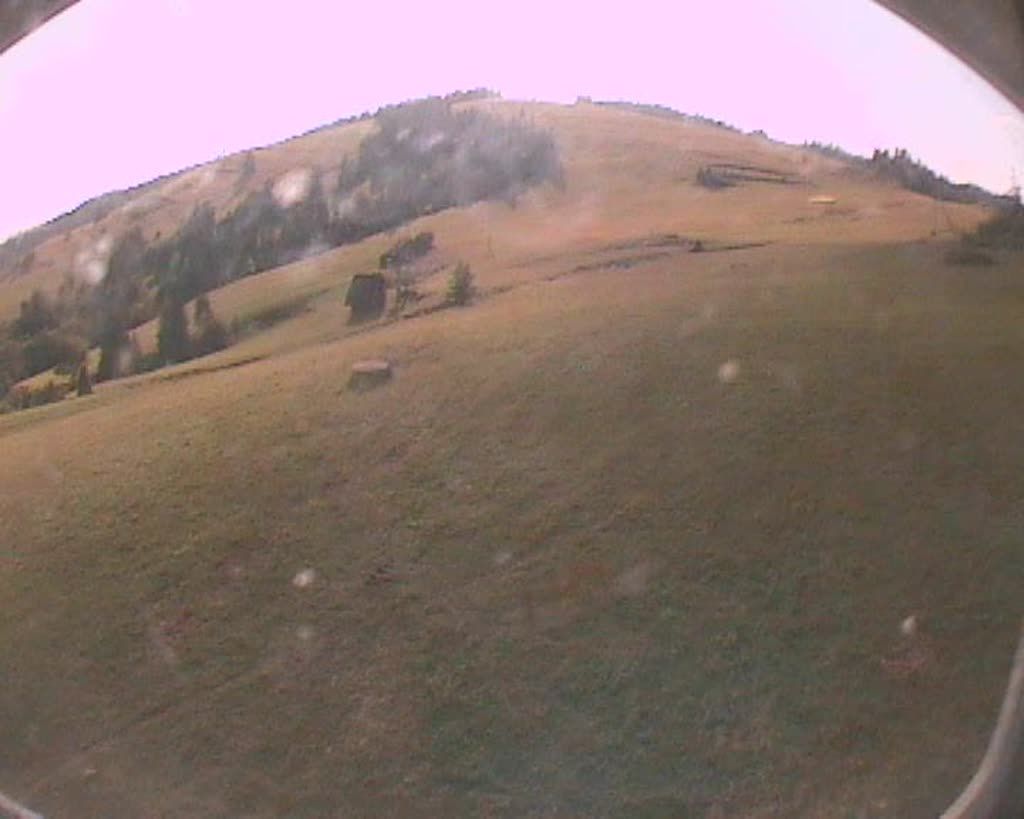 Traffic Cam Stara Lubovna › West: Litmanová - Prešovský - ski Fakľovka 900 m