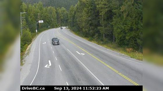 Traffic Cam Alpine Meadows › North: Hwy 99 at Alpine Way, looking north