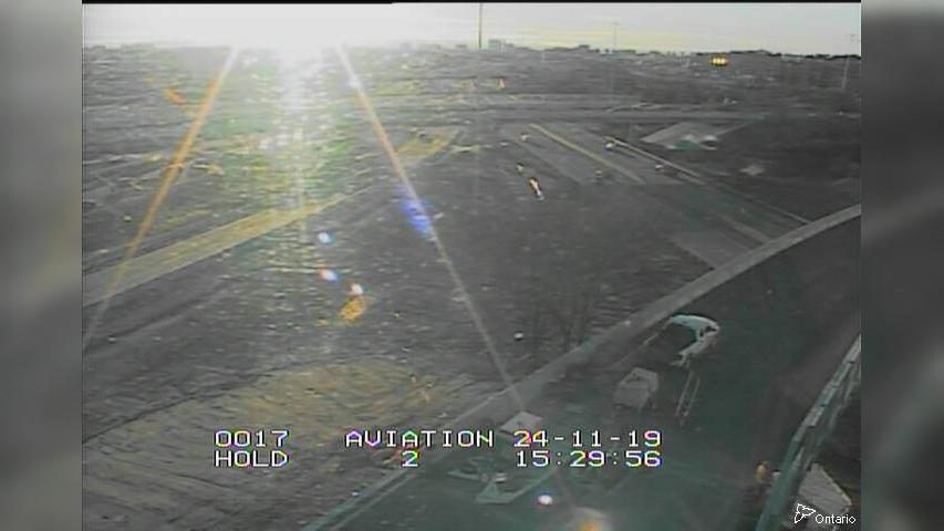 Traffic Cam Gloucester: HWY 417 NEAR AVIATION PKWY (CAMERA)