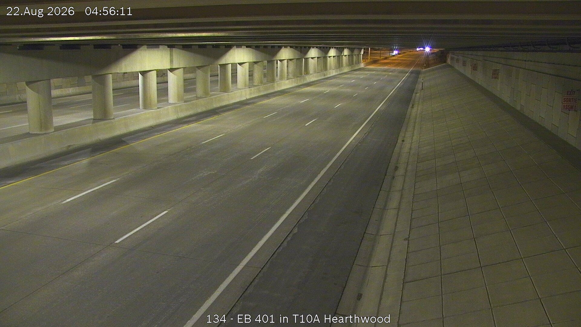 Traffic Cam Oliver: 401 in Hearthwood Tunnel East Portal
