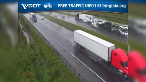 Traffic Cam Fort Chiswell: I-81 - MM