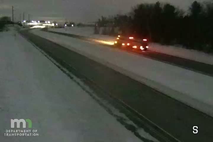 Traffic Cam Hader: T.H.52 NB @ 110th Ave (MP)