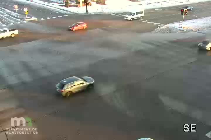 Traffic Cam Champlin: U.S.169 SB @ 114th Ave