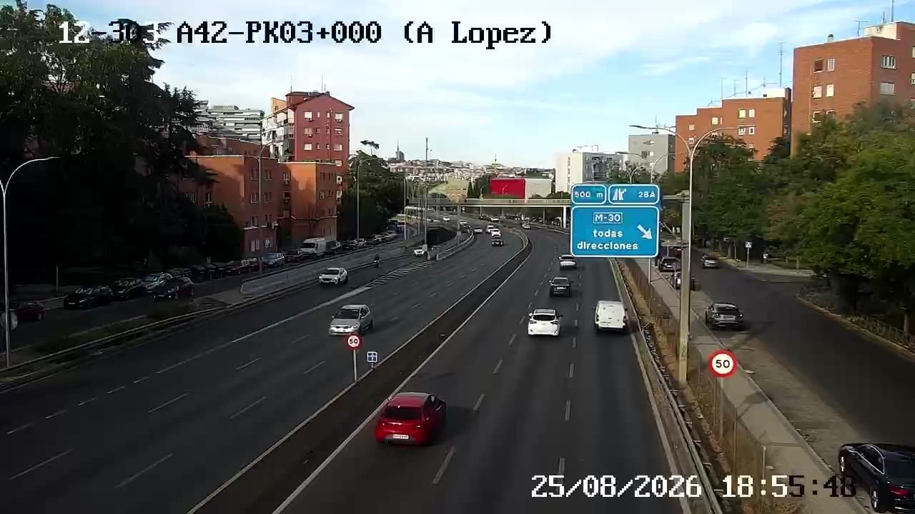 Traffic Cam Moscardo: A42 - PK2+000 (ANTONIO LOPEZ)