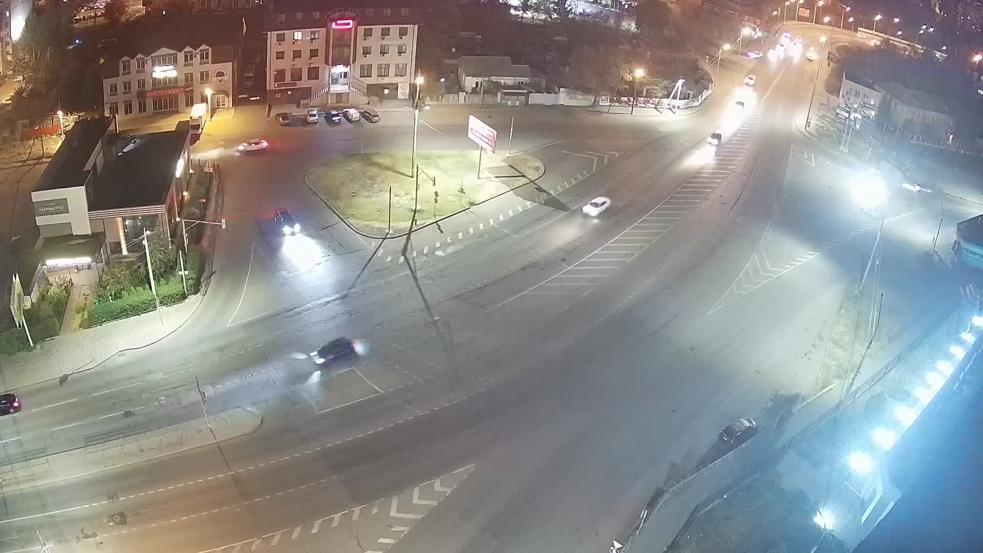 Astrakhan: Астрахань, Перевозная 1-я, 120