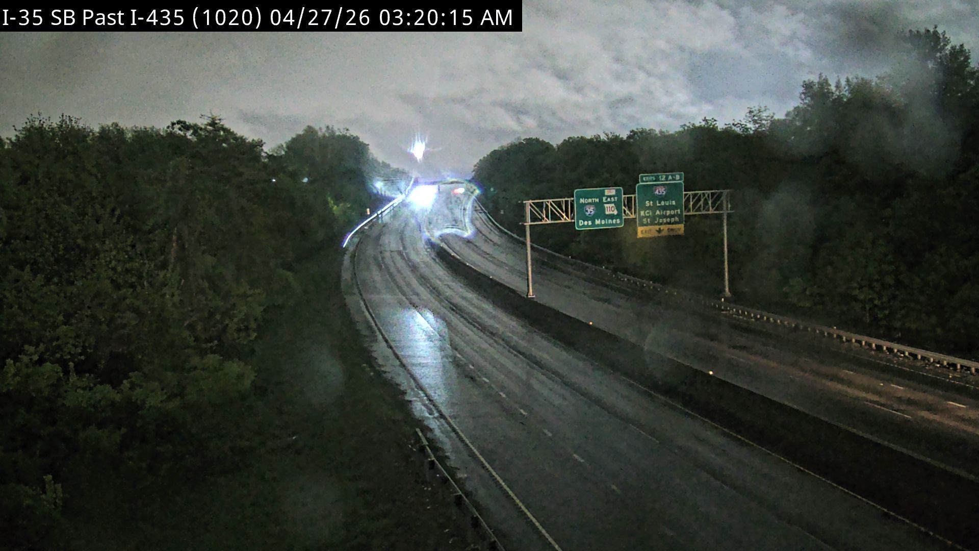 Traffic Cam Claycomo: I- S @ SOUTH OF I-