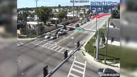 Traffic Cam Oneco: MA 53rd Ave W @ 9th St E 3047