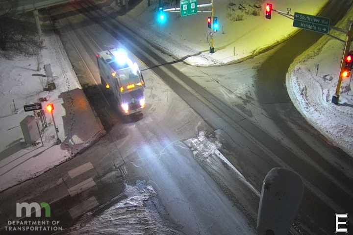 Traffic Cam South St. Paul: US 52: T.H.52 SB @ Southview Blvd (West ramps)