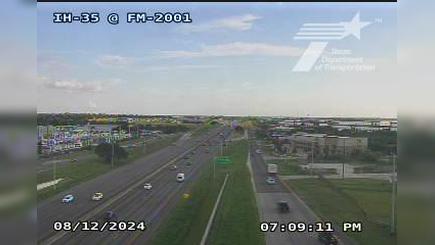 Traffic Cam Buda › North: I-35 @ FM-2001