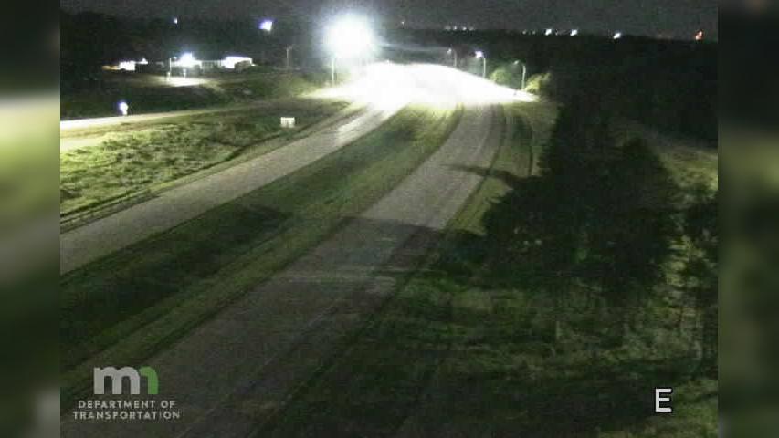 Traffic Cam Pine Island: US 52: T.H.52 SB @ Co Rd 11 (MP 71.3)