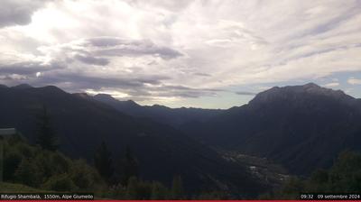 immagine della webcam nei dintorni di Rifugio Falc: webcam Taceno