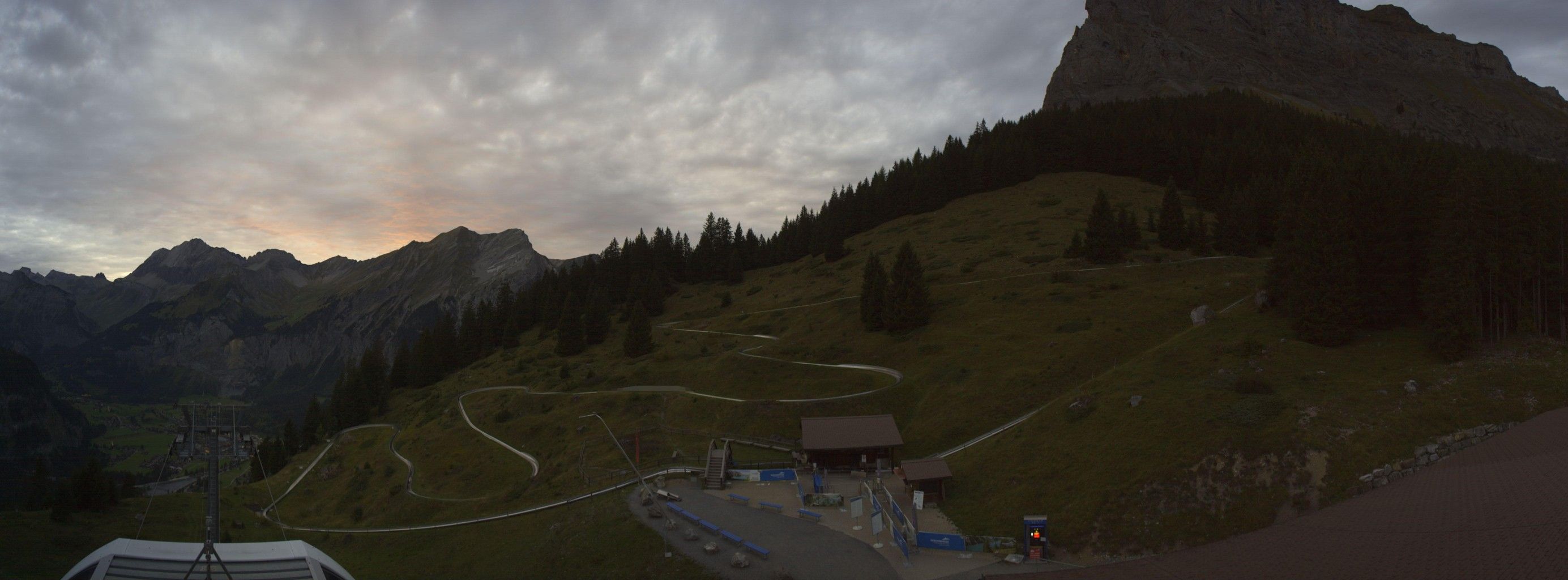 Kandersteg: Stn. Oeschinen: Rodelbahn Oeschinensee - Berghotel Oeschinensee - Blüemlisalp - Schweizer Alpen-Club SAC