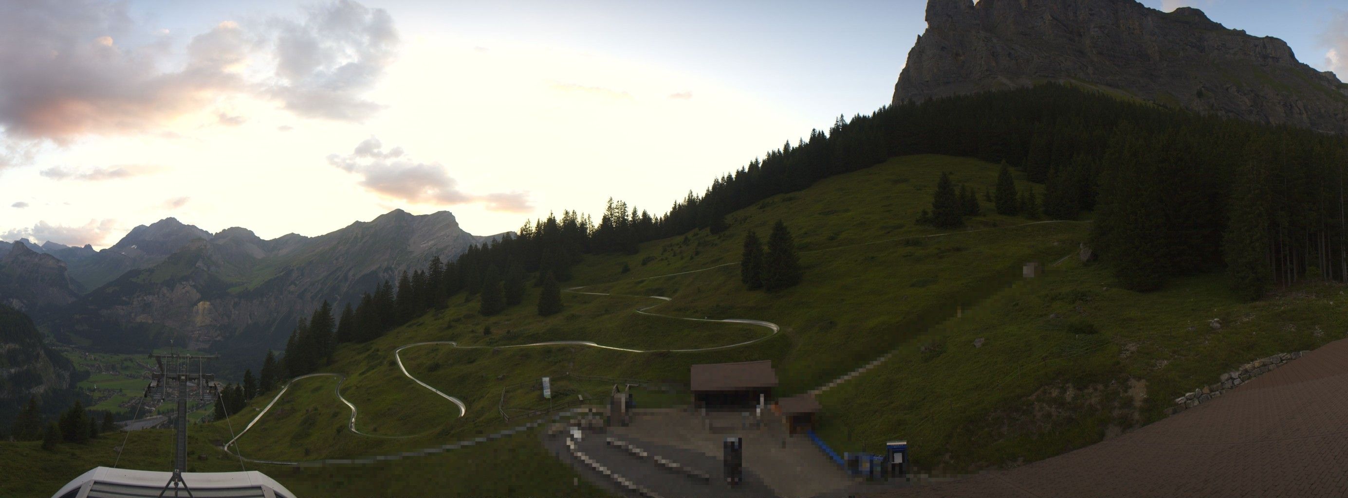 Stn. Oeschinen: Rodelbahn Oeschinensee - Berghotel Oeschinensee - Blüemlisalp - Schweizer Alpen-Club SAC