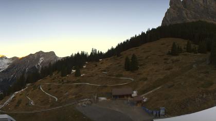 Stn. Oeschinen: Rodelbahn Oeschinensee - Berghotel Oeschinensee - Blüemlisalp - Schweizer Alpen-Club SAC