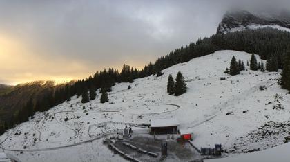 Stn. Oeschinen: Rodelbahn Oeschinensee - Berghotel Oeschinensee - Blüemlisalp - Schweizer Alpen-Club SAC