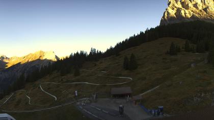 Stn. Oeschinen: Rodelbahn Oeschinensee - Berghotel Oeschinensee - Blüemlisalp - Schweizer Alpen-Club SAC