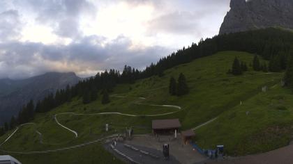 Stn. Oeschinen: Rodelbahn Oeschinensee - Berghotel Oeschinensee - Blüemlisalp - Schweizer Alpen-Club SAC