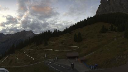 Stn. Oeschinen: Rodelbahn Oeschinensee - Berghotel Oeschinensee - Blüemlisalp - Schweizer Alpen-Club SAC