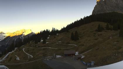 Stn. Oeschinen: Rodelbahn Oeschinensee - Berghotel Oeschinensee - Blüemlisalp - Schweizer Alpen-Club SAC