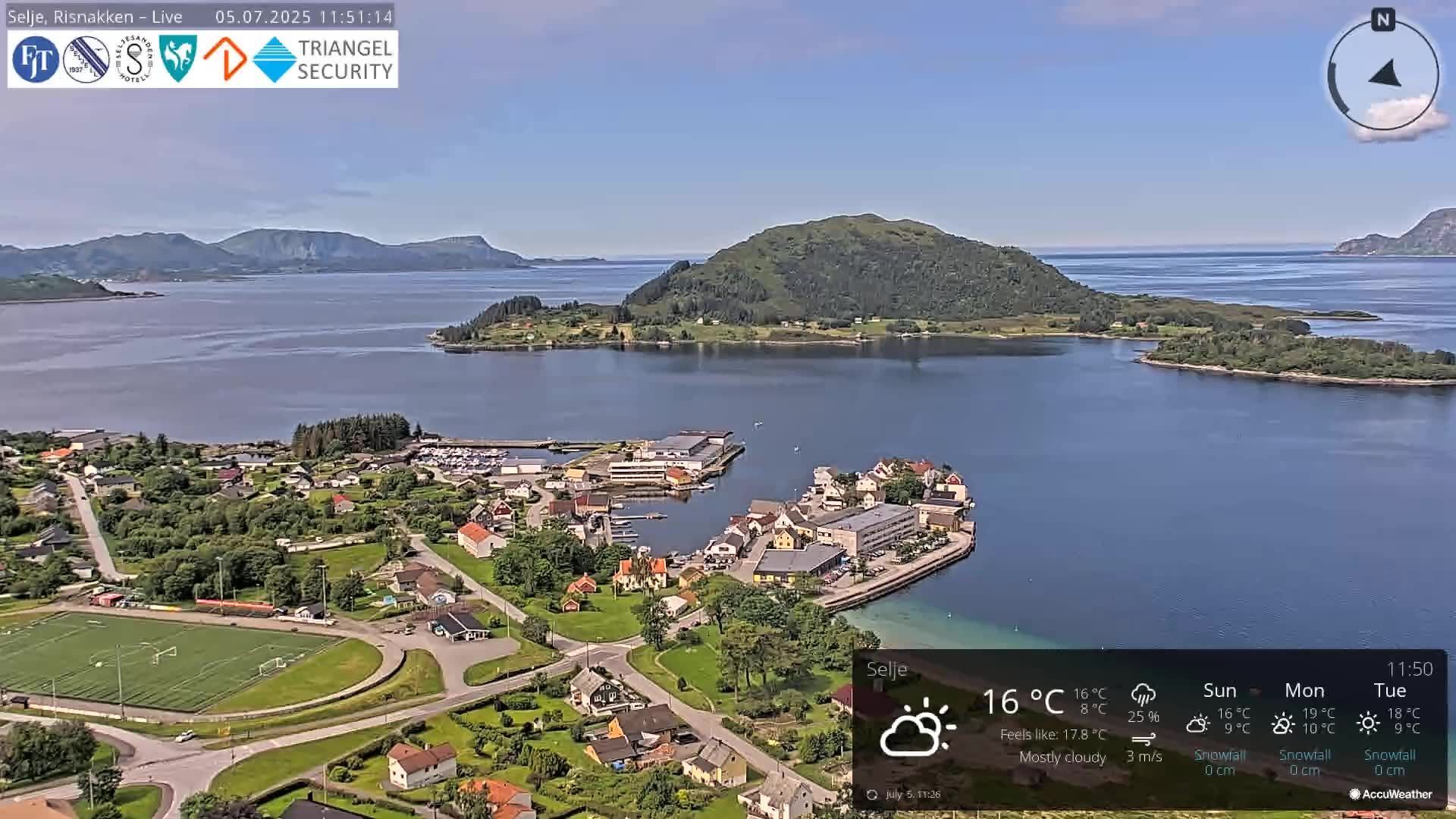 Traffic Cam Maloy: Seljesanden Beach