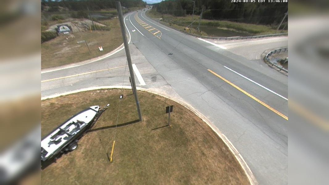 Traffic Cam Johnson Township: Highway 17 at Huron Dr Desbarats