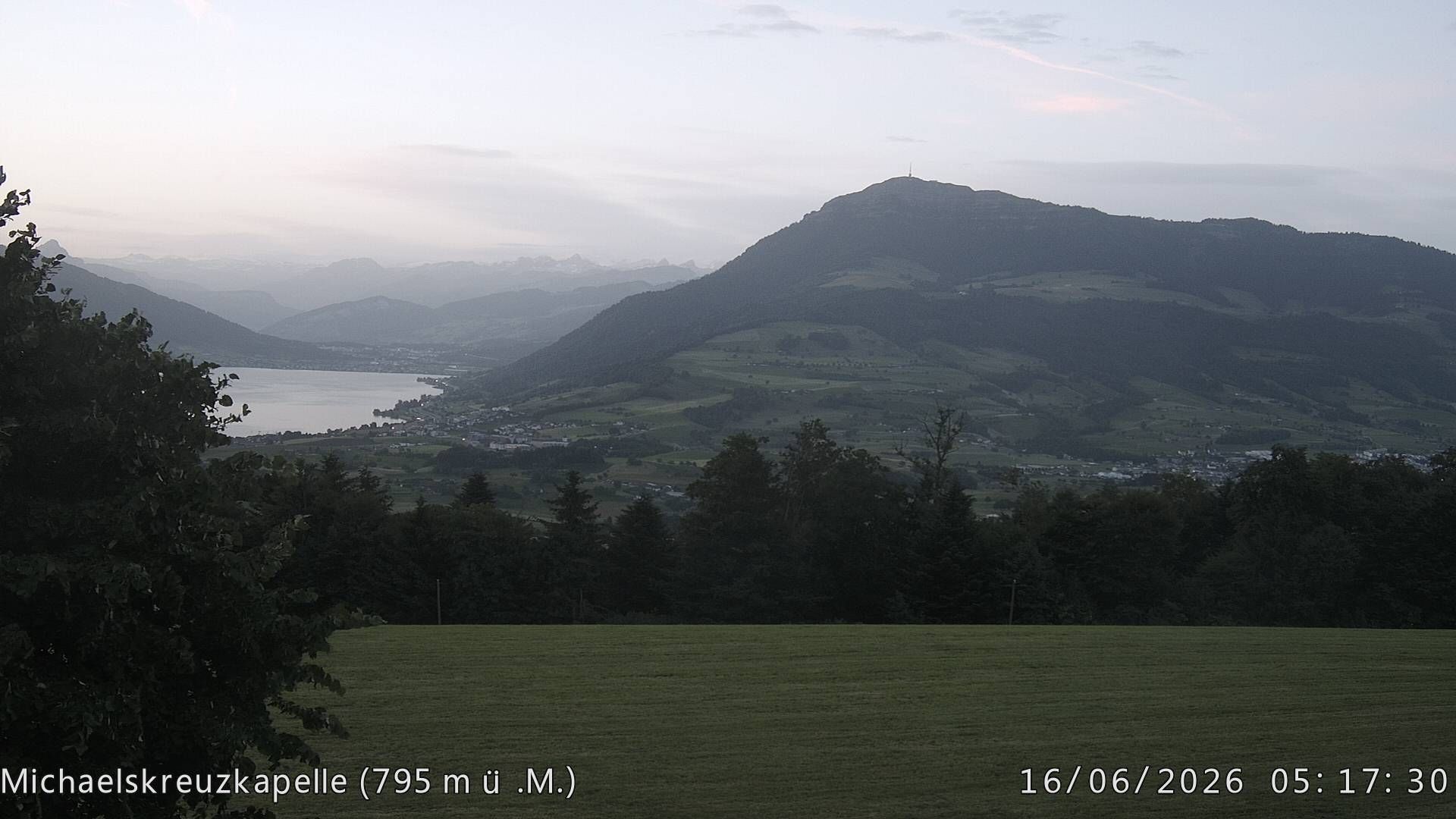 Root › Südosten: Michelskreuz