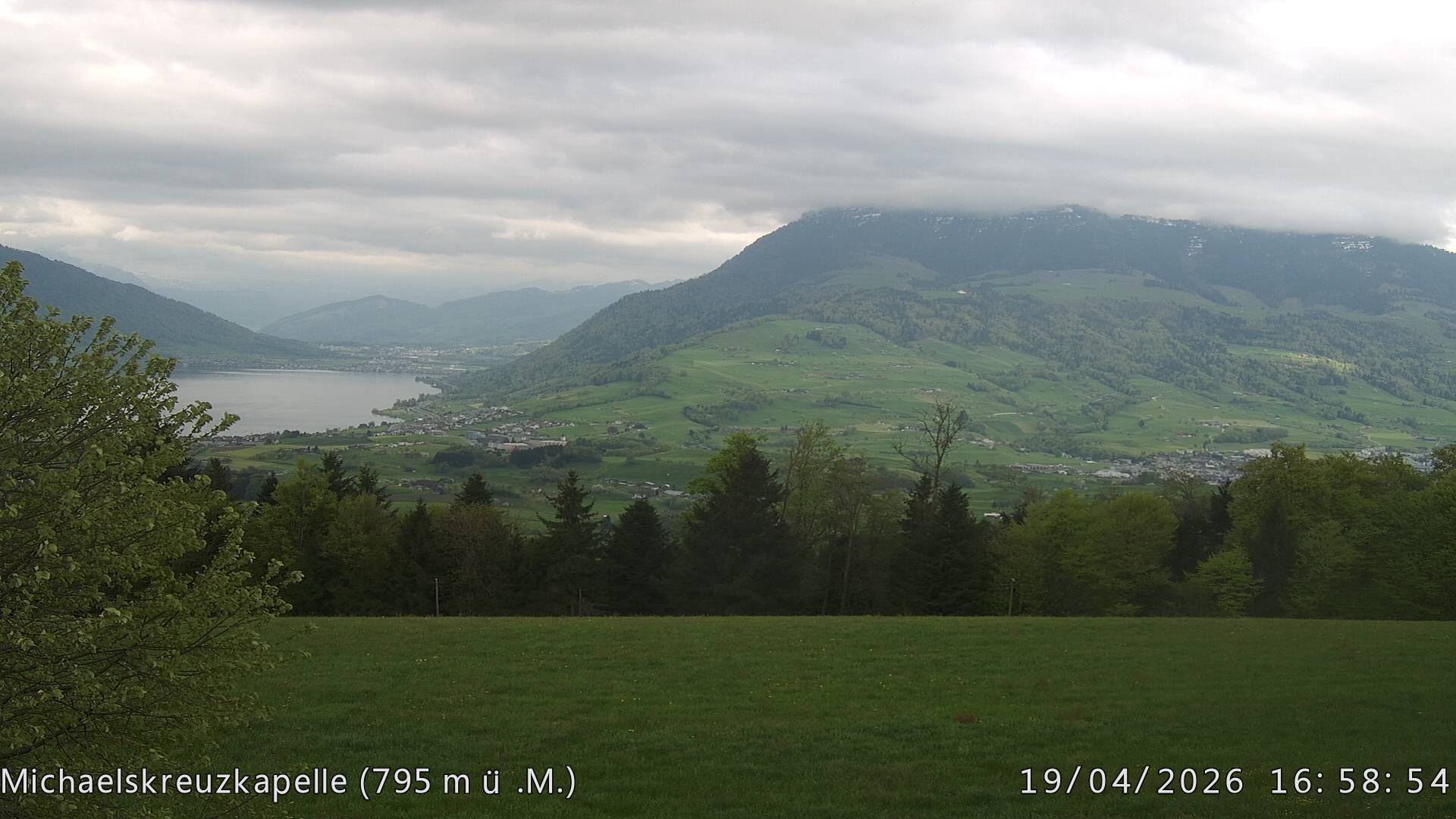 Root › Südosten: Michelskreuz