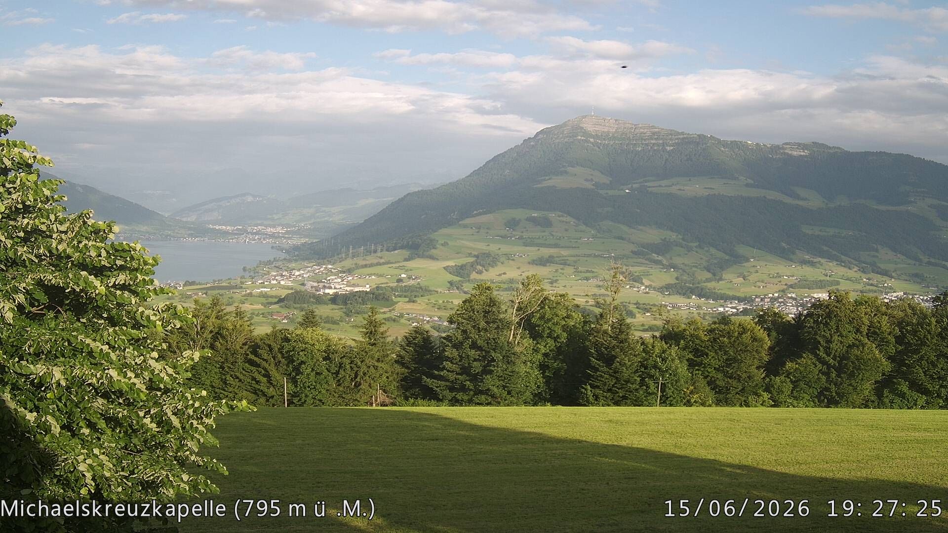 Root › Südosten: Michelskreuz