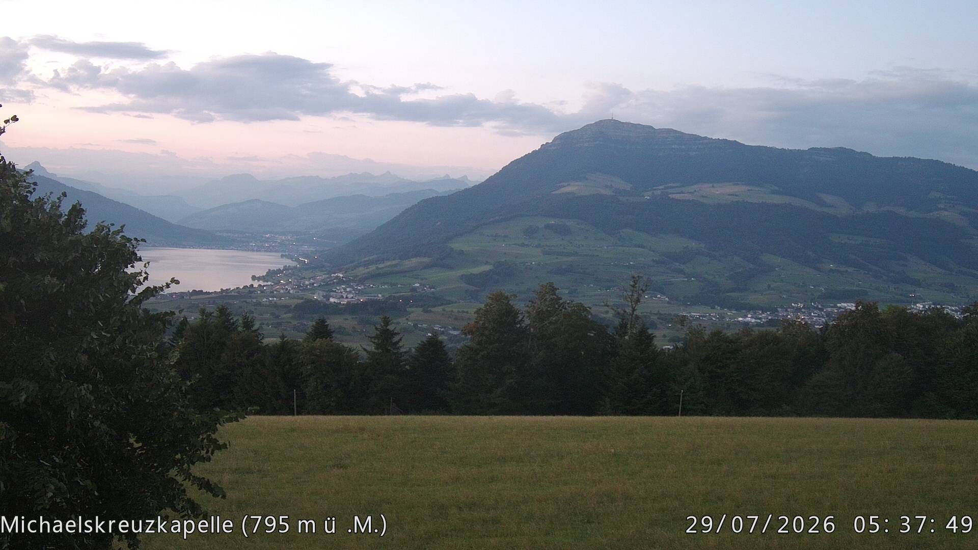 Root › Südosten: Michelskreuz