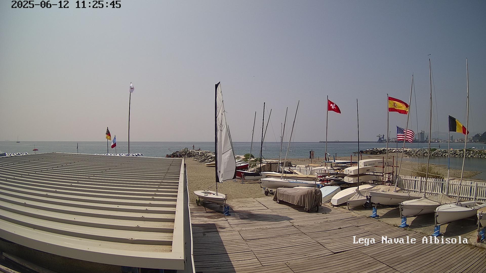 Webcam Albisola Superiore - Lega Navale Italiana Sez. Albisola